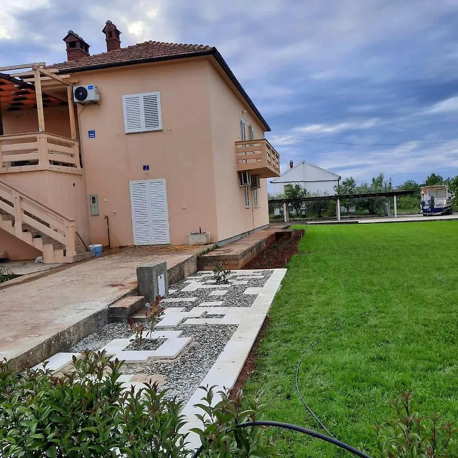 Apartamento Apartmani Loli Ugljan Croacia