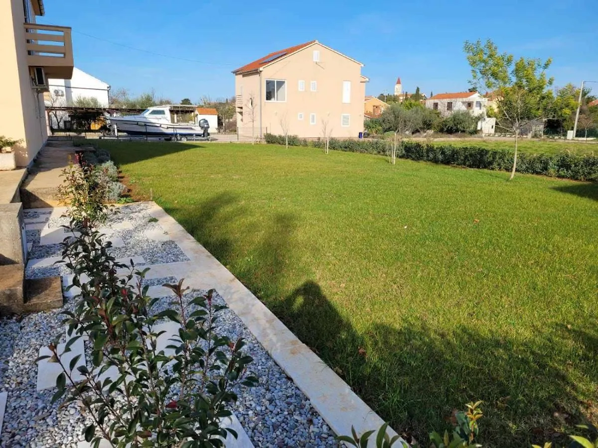 Apartamento Apartmani Loli Ugljan